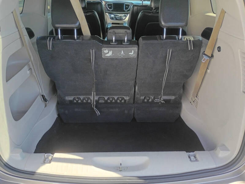 2017 Chrysler Pacifica Touring Plus