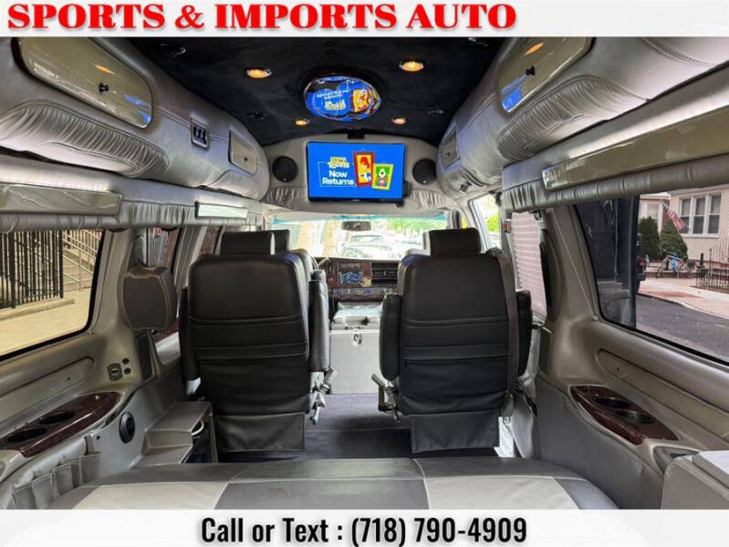 2011 GMC Savana 2500