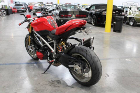 2010 Ducati Streetfighter