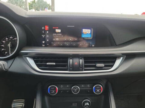 2022 Alfa Romeo Stelvio Ti