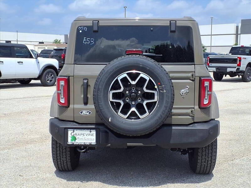 2026 Ford Bronco Outer Banks