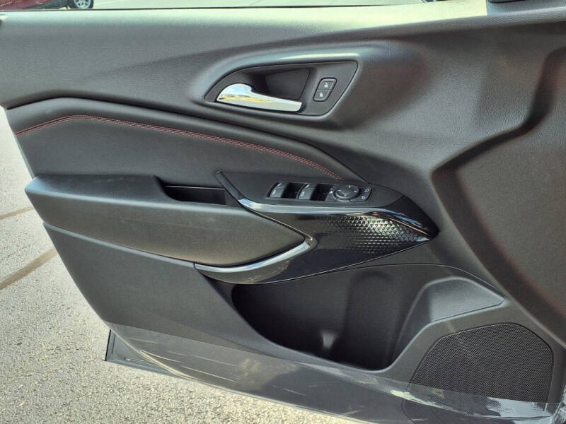 2026 Chevrolet Trax RS - Photo 14