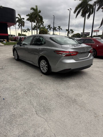 2018 Toyota Camry LE