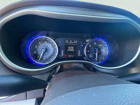 2021 Chrysler Voyager LX