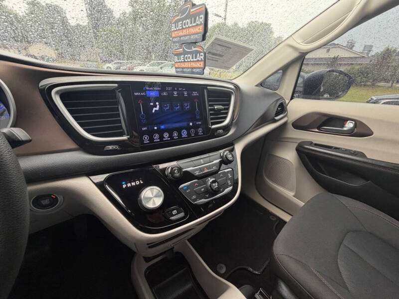 2017 Chrysler Pacifica Touring