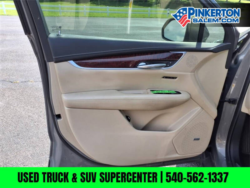 2018 Cadillac XT5 Premium Luxury