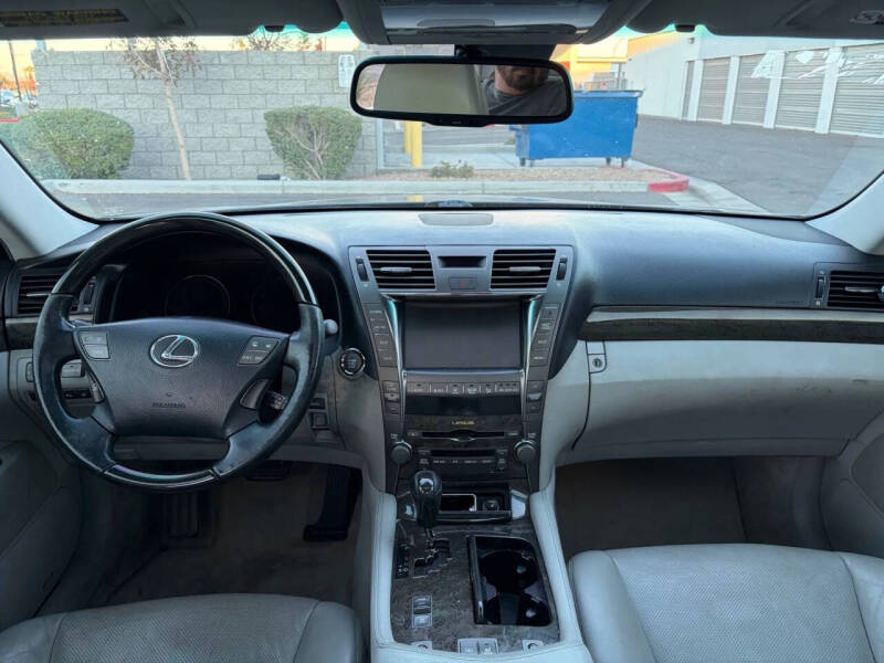 2007 Lexus LS 460