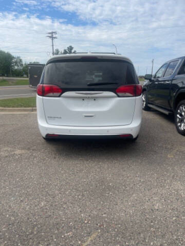 2017 Chrysler Pacifica Touring Plus