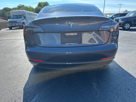 2020 Tesla Model 3 Standard Range
