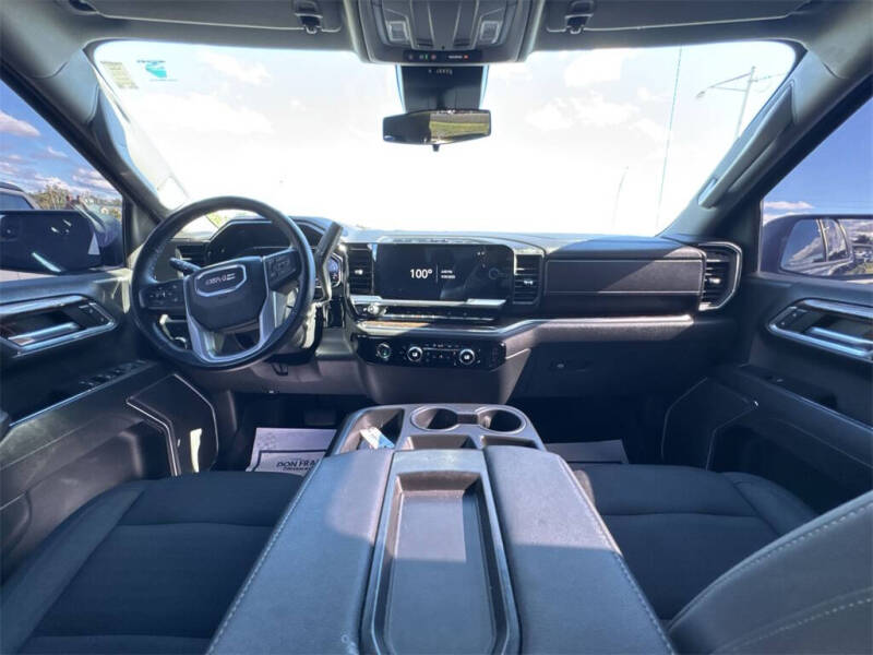 2023 GMC Sierra 1500