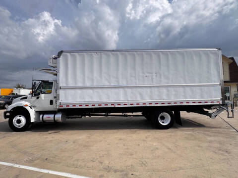 2019 International DuraStar 4300