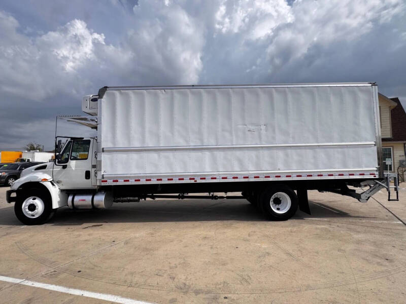 2019 International DuraStar 4300