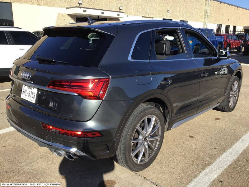 2022 Audi SQ5 3.0T quattro Premium