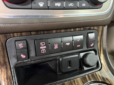 2016 GMC Acadia Denali