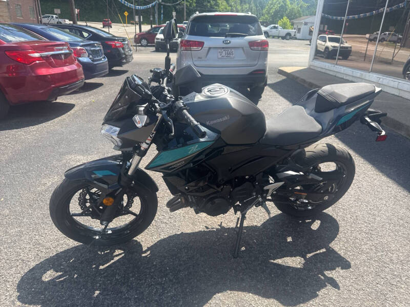 2023 Kawasaki Z400