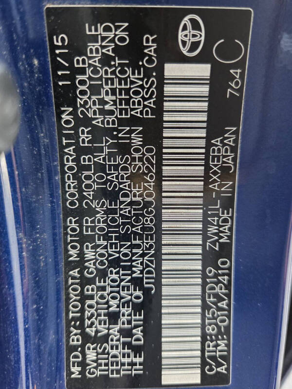 2016 Toyota Prius v Three