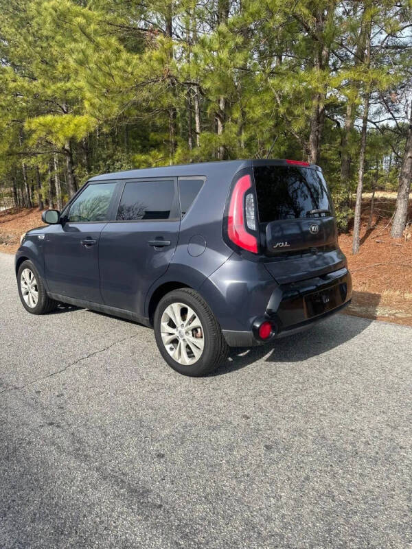 2016 Kia Soul +