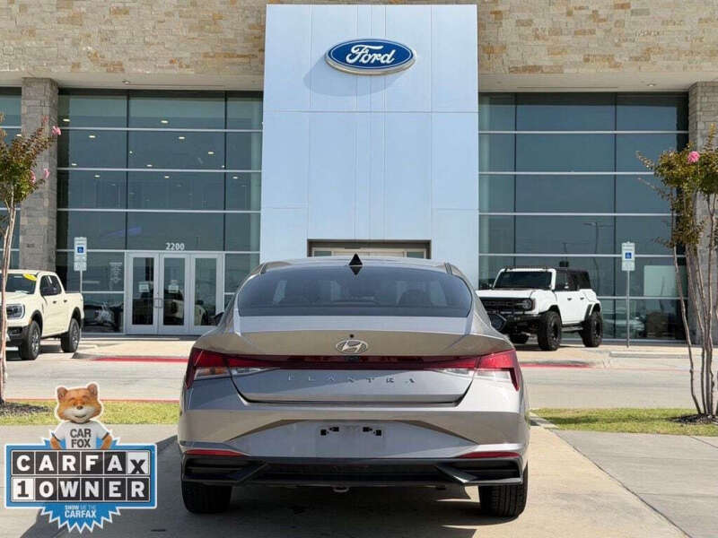 2023 Hyundai Elantra