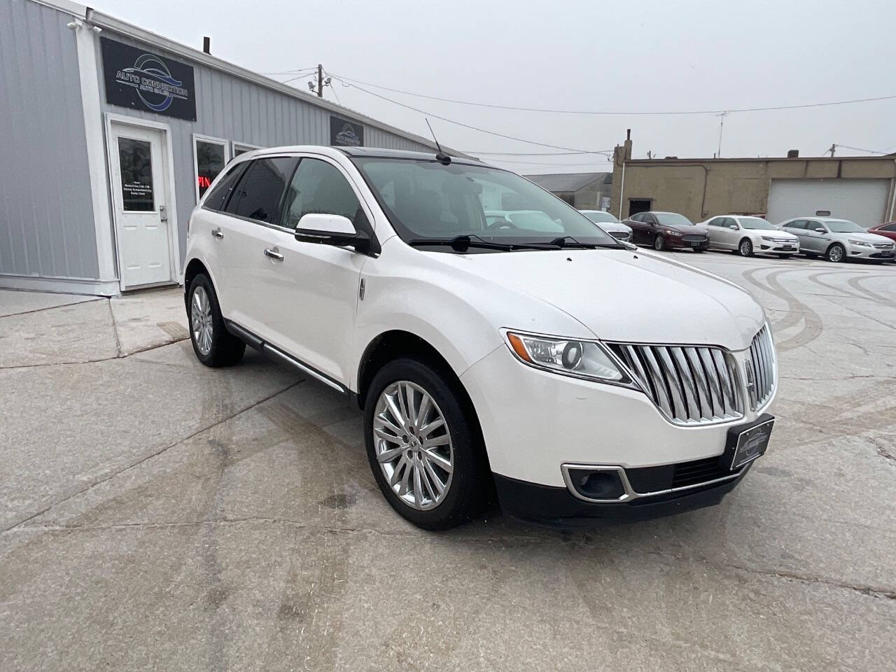 2015 Lincoln MKX for sale at Auto Connection in Waterloo, IA