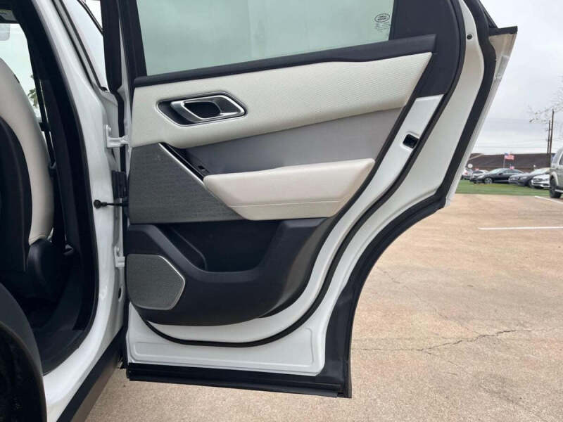 2019 Land Rover Range Rover Velar P250 R-Dynamic SE