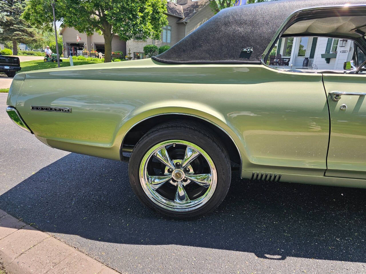 1967 Mercury Cougar XR7 40