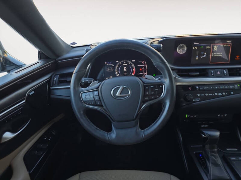 2019 Lexus ES 350
