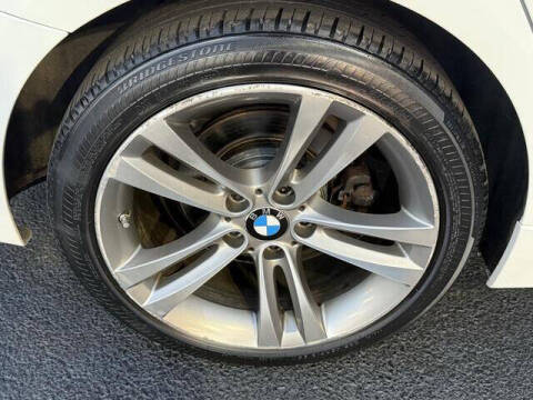 2017 BMW 3 Series 330i xDrive
