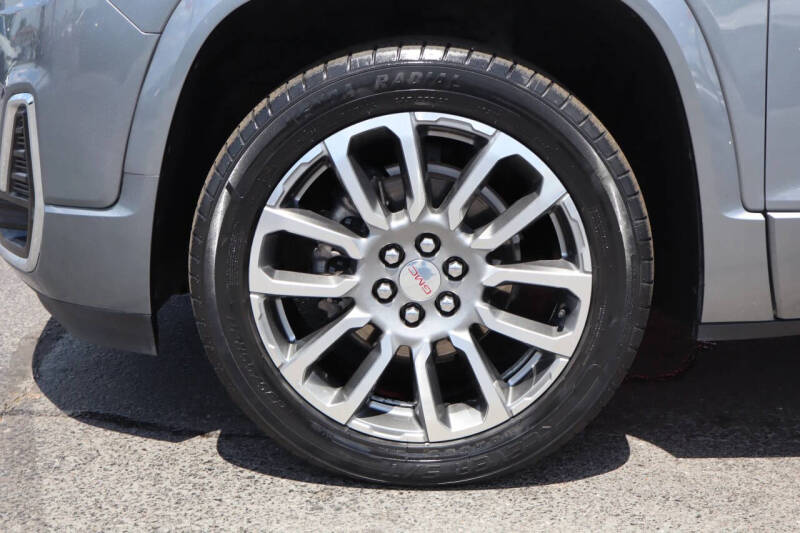 2021 GMC Acadia Denali