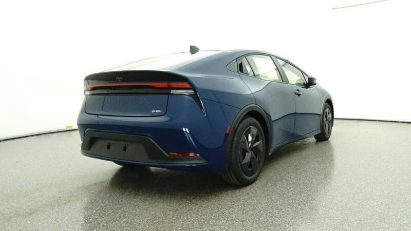 2026 Toyota Prius LE