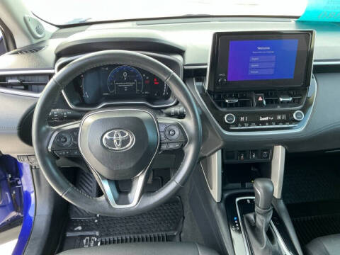 2024 Toyota Corolla Cross XLE