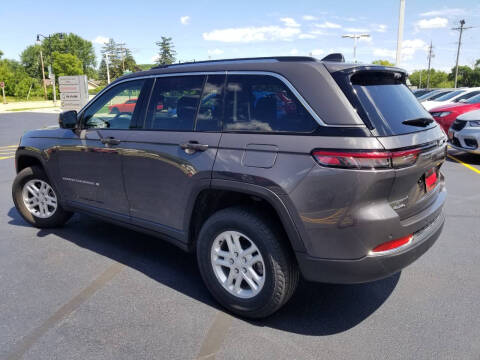 2023 Jeep Grand Cherokee Laredo