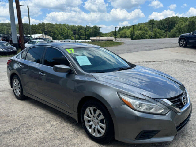 2017 Nissan Altima for sale at AMAX AUTO in ATHENS, GA