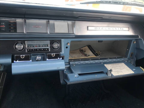 1963 Oldsmobile Delta Eighty-Eight Royale