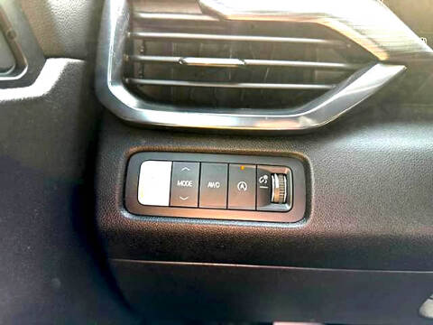 2025 GMC Acadia AT4