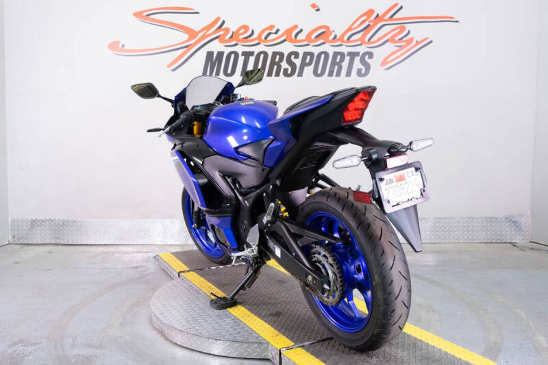 2025 Yamaha YZF-R3