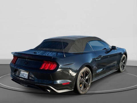 2021 Ford Mustang EcoBoost