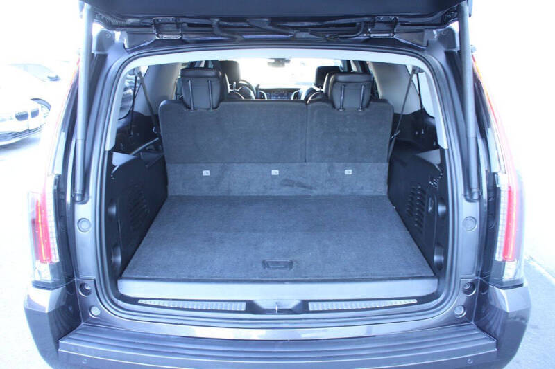 2018 Cadillac Escalade ESV Premium Luxury