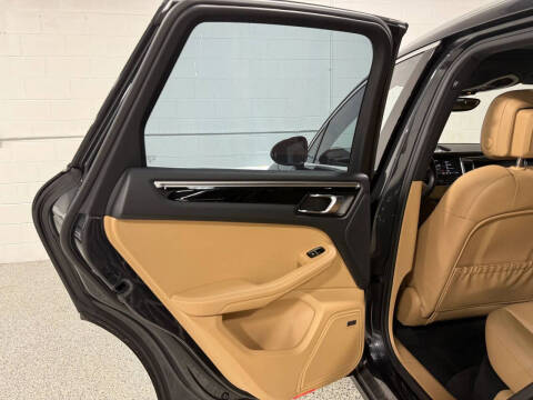 2018 Porsche Macan S