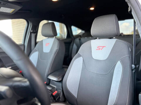 2017 Ford Focus ST