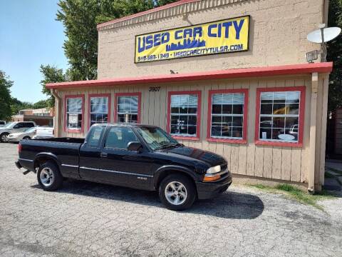 2000 Chevrolet S-10 for sale at Used Car City in Tulsa OK