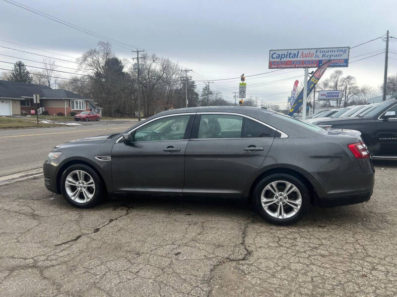 2017 Ford Taurus SEL