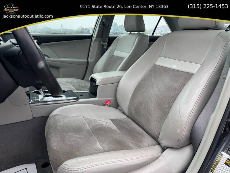 2012 Toyota Camry Hybrid LE