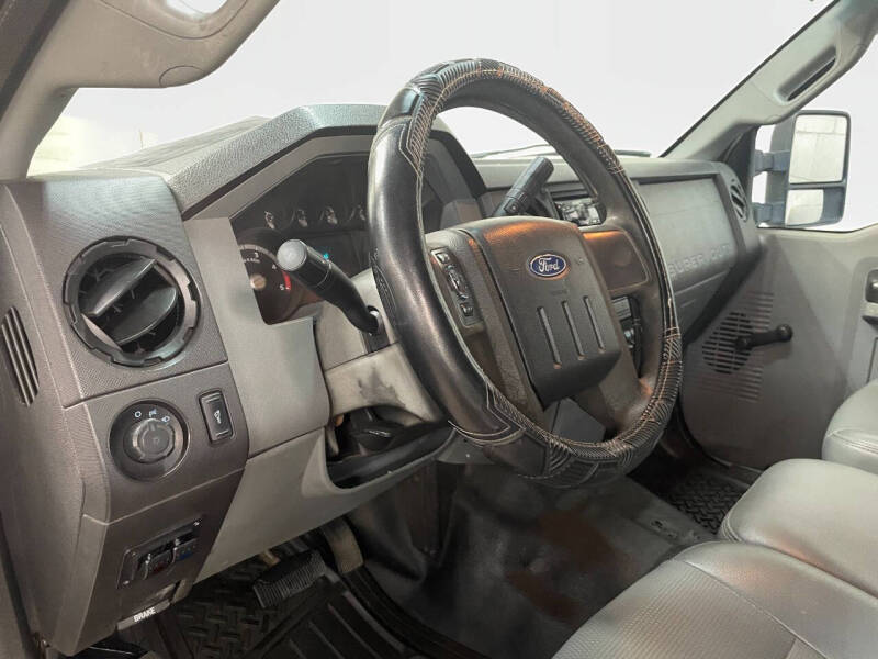 2011 Ford F-550 Super Duty