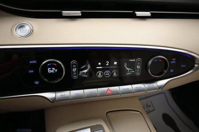2024 Genesis Electrified GV70