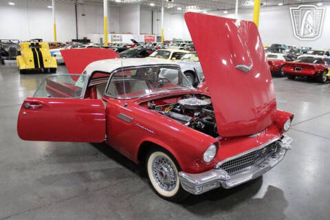 1957 Ford Thunderbird