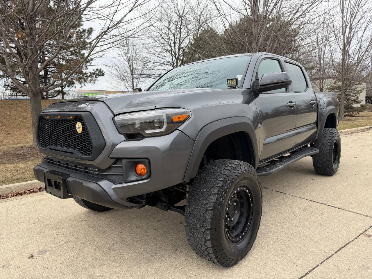 2017 Toyota Tacoma TRD Off Road 4x4 4dr Double Cab 5.0 ft SB 6A's photo