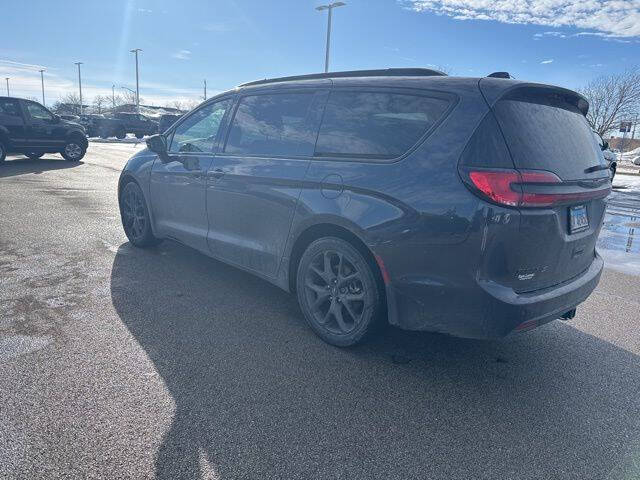 2021 Chrysler Pacifica Touring L