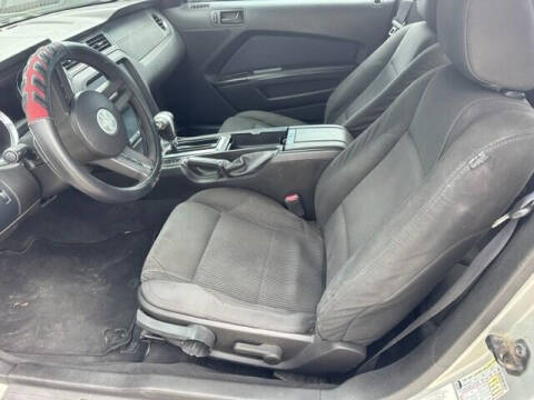 2010 Ford Mustang V6