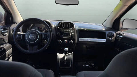 2016 Jeep Compass Sport