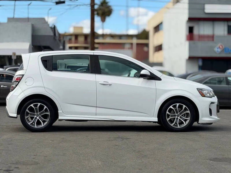 2017 Chevrolet Sonic LT Auto